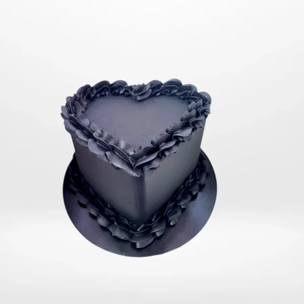 Black Heart Cake from Cravery’s cake shop Birmingham