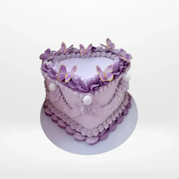 Lavender and Purple Heart Cake – A beautifully crafted vintage-themed cake, perfect for weddings and anniversaries in Birmingham.