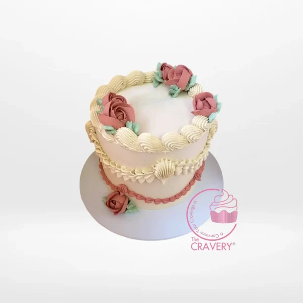 The Cravery's Vintage Cake – A timeless and elegant creation from Cravery the best bakery Birmingham.