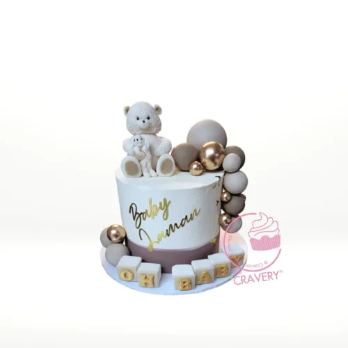 Babyshower Cake – A sweet cake with teddy bear decorations, perfect for baby showers in Birmingham.
