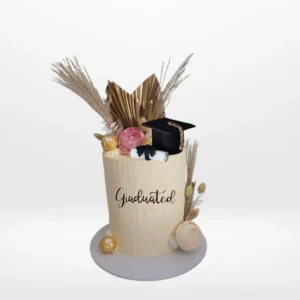 Elegant Graduation Cake from cake shop Birmingham – Celebrate success in style.