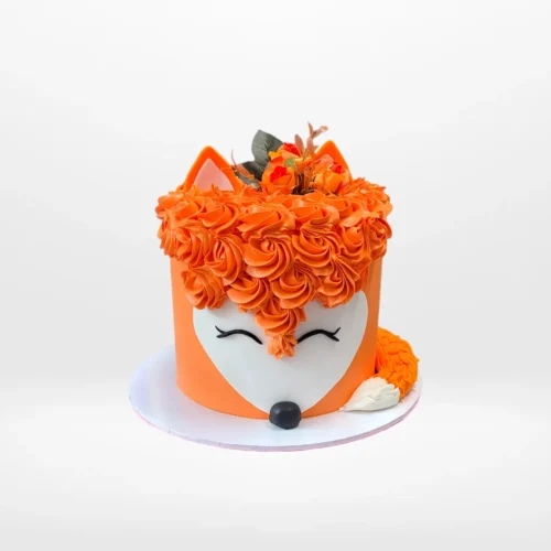 Fox themed cake with cute design and detailed decoration handcrafted in Birmingham.