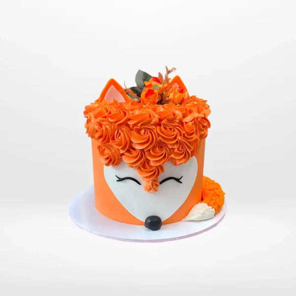 Fox themed cake with cute design and detailed decoration handcrafted in Birmingham.